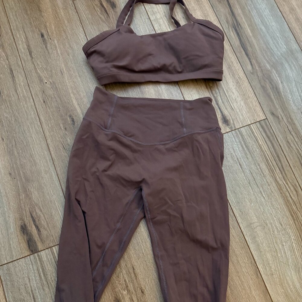 Acta Women's Brown Leggings Set
